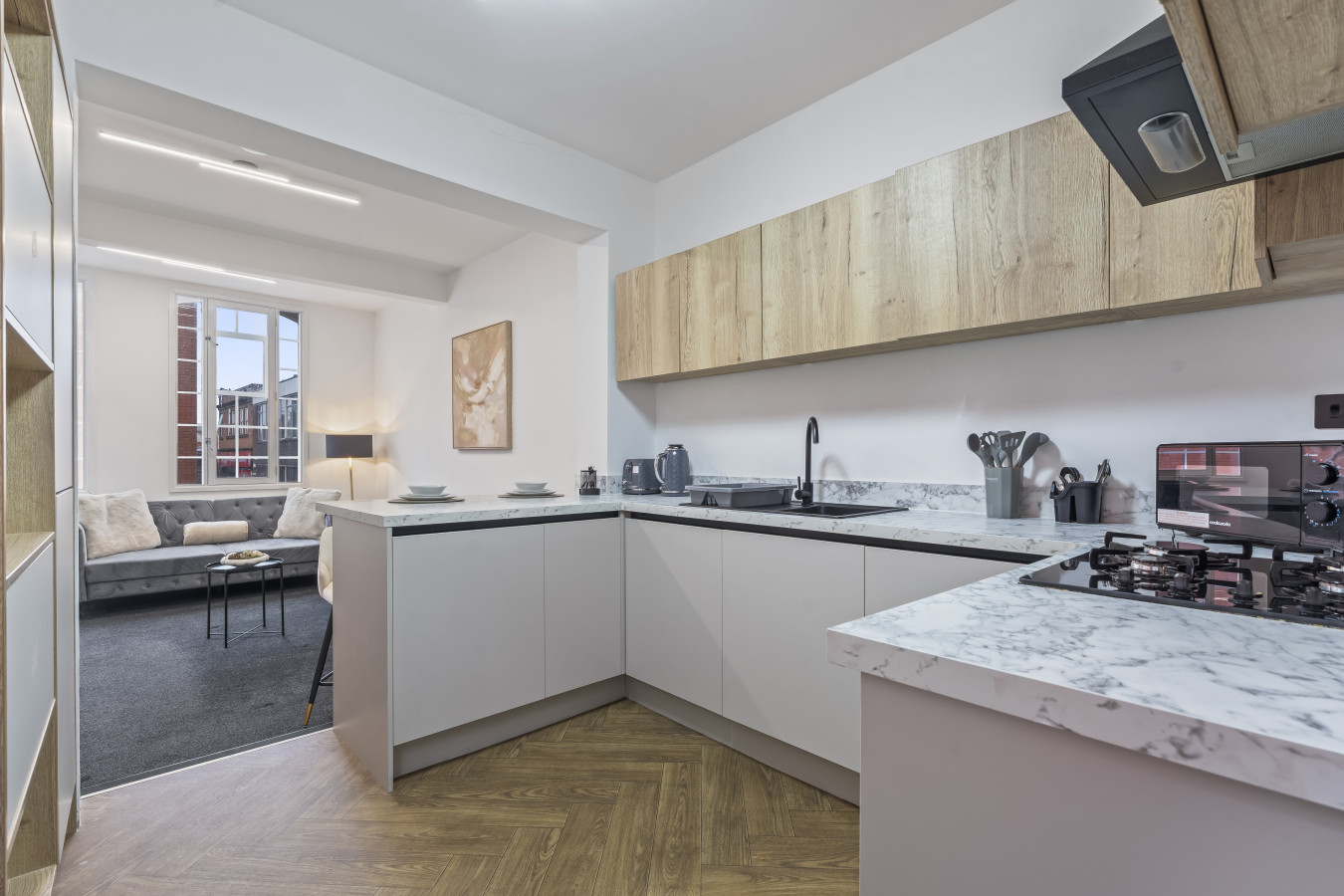 Vittoria St | Jewellery Quarter | Sleeps 10 | 2BR in Vittoria Street - Property image 12 - VivreStays