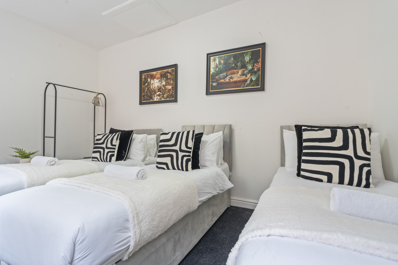 Vittoria St | Jewellery Quarter | Sleeps 10 | 2BR in Vittoria Street - Property image 2 - VivreStays