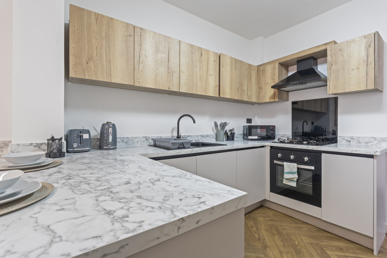 Vittoria St | Jewellery Quarter | Sleeps 10 | 2BR in Vittoria Street - Property image 9 - VivreStays