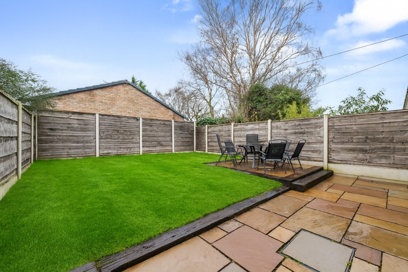 3 Bedroom Home • Sleeps 6 • Free Parking • York in 73 Alcuin Avenue - Property image 6 - VivreStays