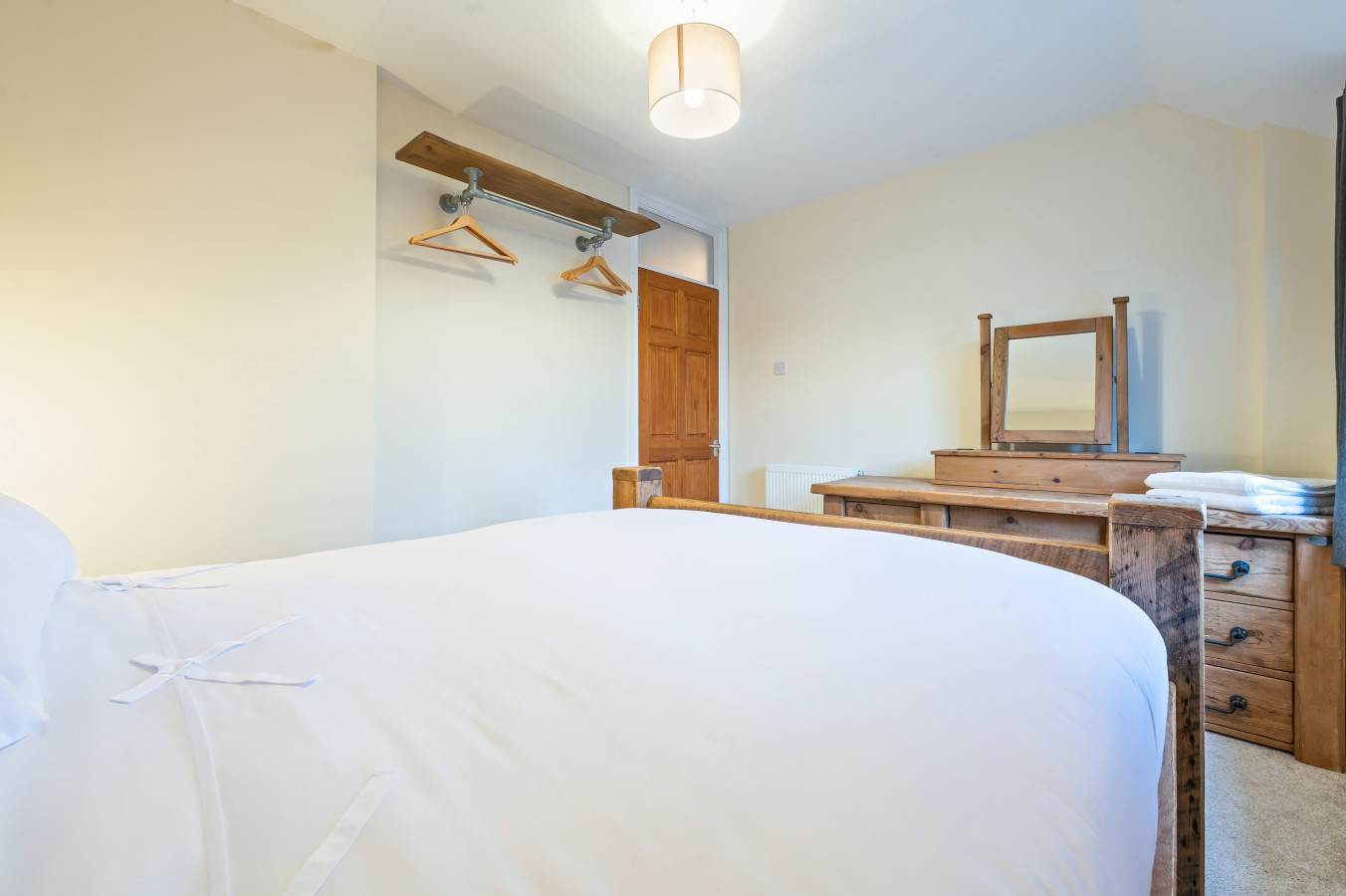3 Bedroom Home • Sleeps 6 • Free Parking • York in 73 Alcuin Avenue - Property image 17 - VivreStays