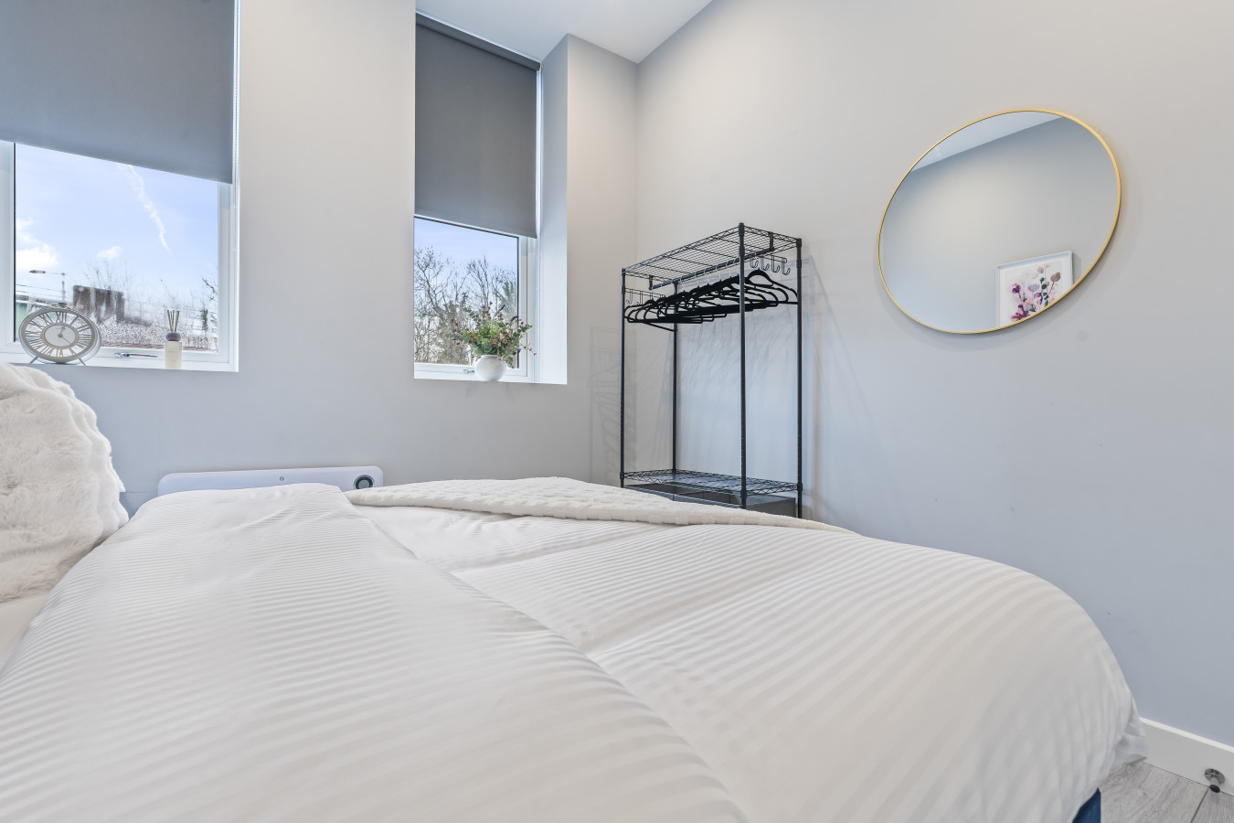Coulsdon Escape | 3 BR | Sleeps 5 | Free Parking in 129 Brighton Road - Property image 16 - VivreStays