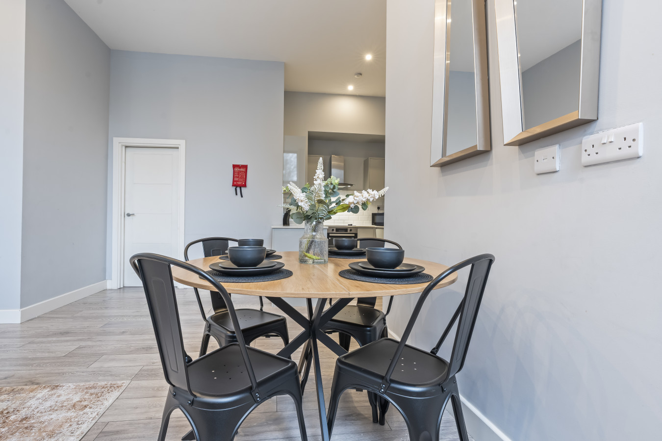 Coulsdon Escape | 3 BR | Sleeps 5 | Free Parking in 129 Brighton Road - Property image 11 - VivreStays