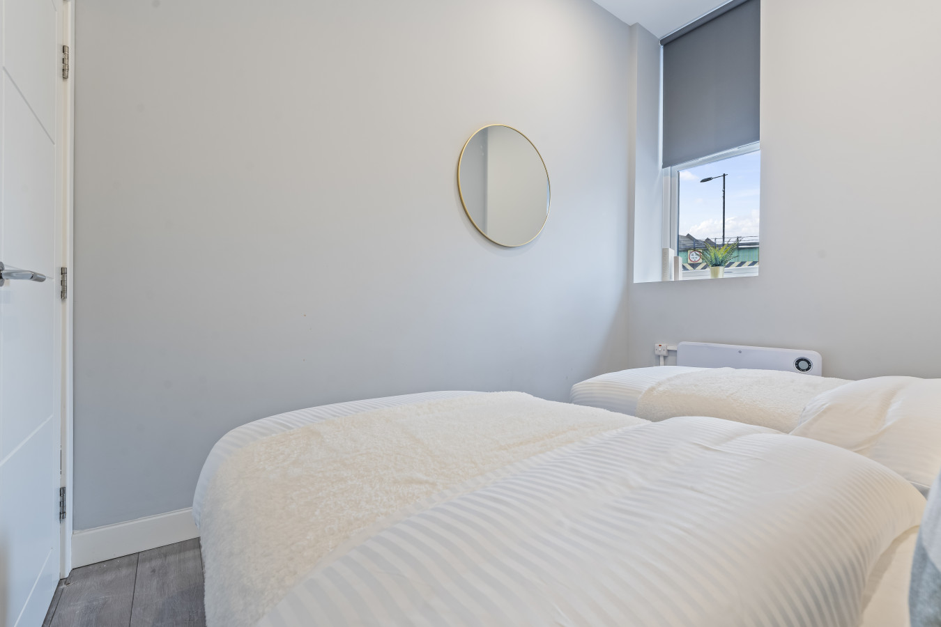 Coulsdon Escape | 3 BR | Sleeps 5 | Free Parking in 129 Brighton Road - Property image 14 - VivreStays