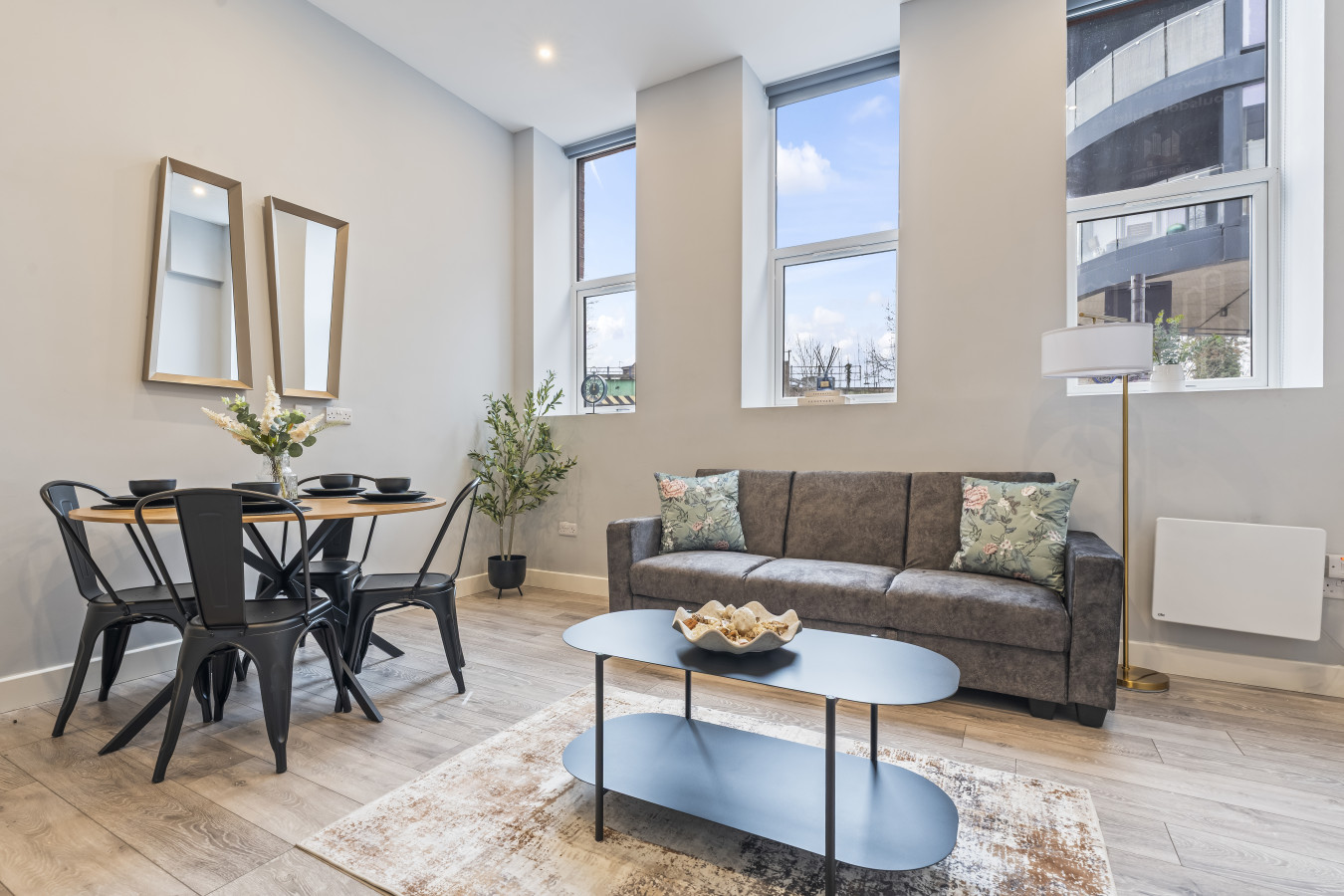 Coulsdon Escape | 3 BR | Sleeps 5 | Free Parking in 129 Brighton Road - Property image 12 - VivreStays