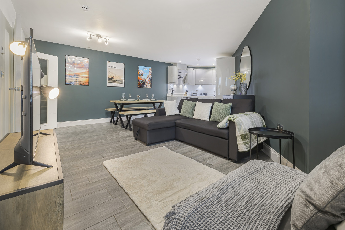 Prince Mews 2BR Apartment l Sleeps 7 l Central serviced apartment - UK - VivreStays