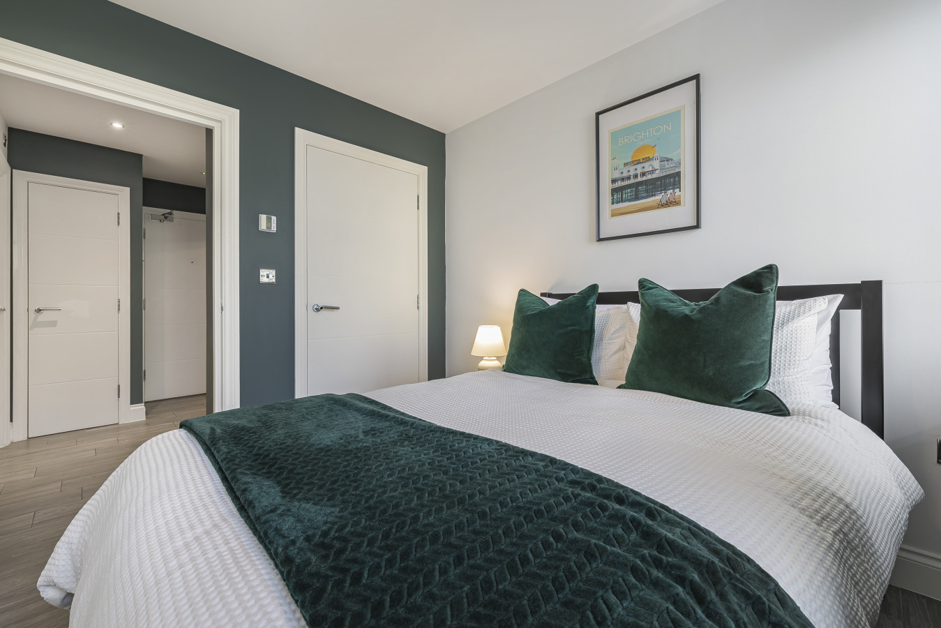 Prince Mews 2BR Apartment l Sleeps 7 l Central in Black Lion Street - Property image 3 - VivreStays