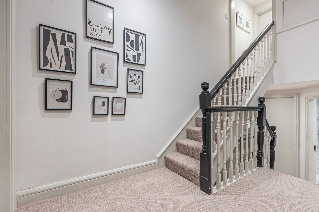 Chester Manor | 5 BR | Sleeps 10 | Free Parking in 31 Ermine Road - Property image 29 - VivreStays