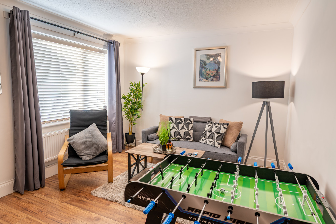 3 Bedroom Home | Free Parking | Sleeps 5 | Castle in 31 Elizabeth Avenue - Property image 15 - VivreStays