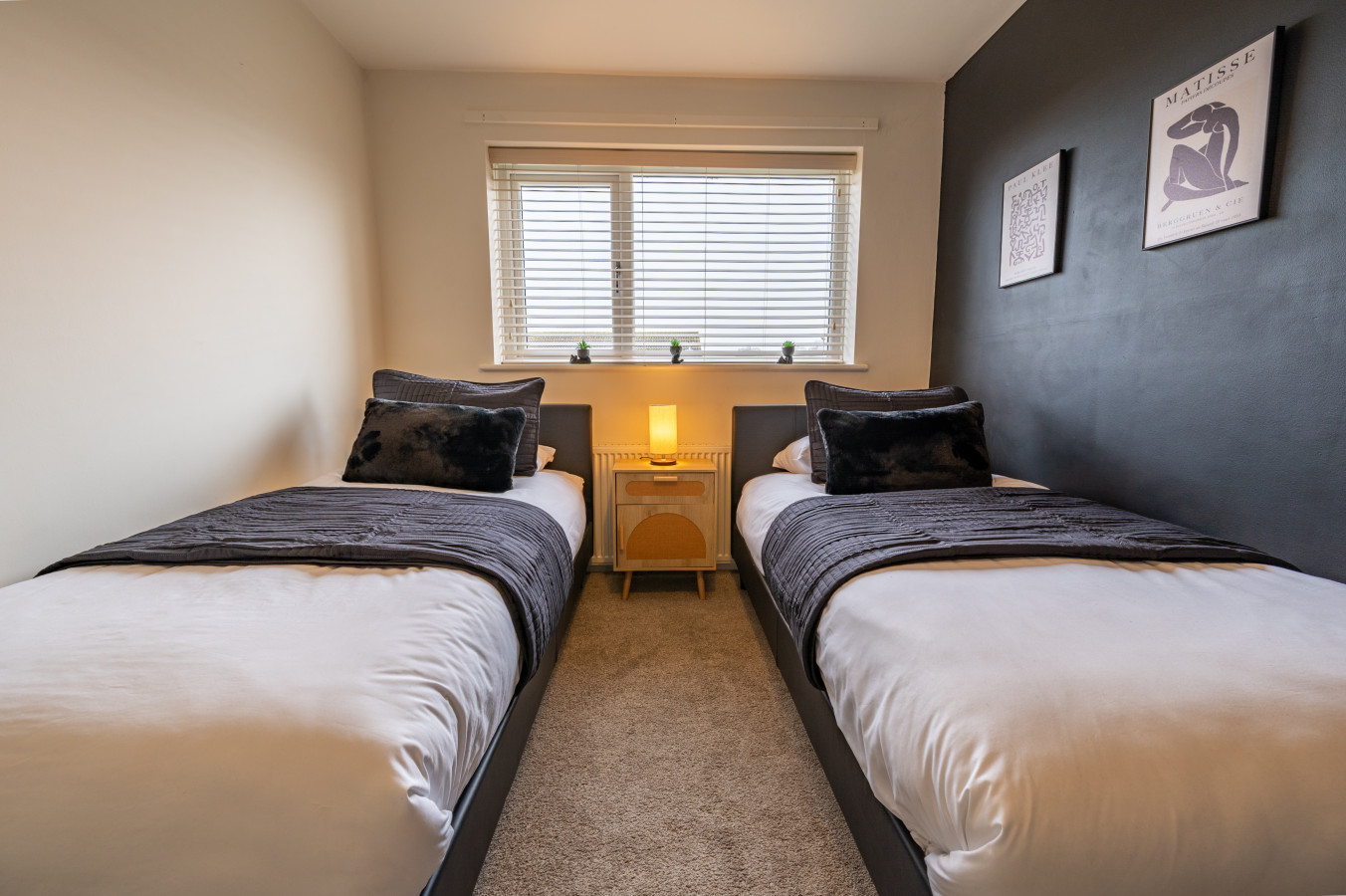3 Bedroom Home | Free Parking | Sleeps 5 | Castle in 31 Elizabeth Avenue - Property image 21 - VivreStays
