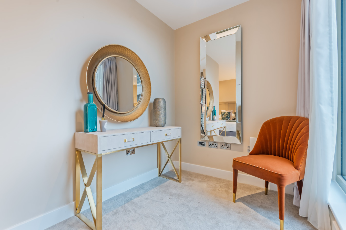 York Residence | Sleeps 4 | 2Bed | 2Bath in 213 Ryedale House - Property image 32 - VivreStays