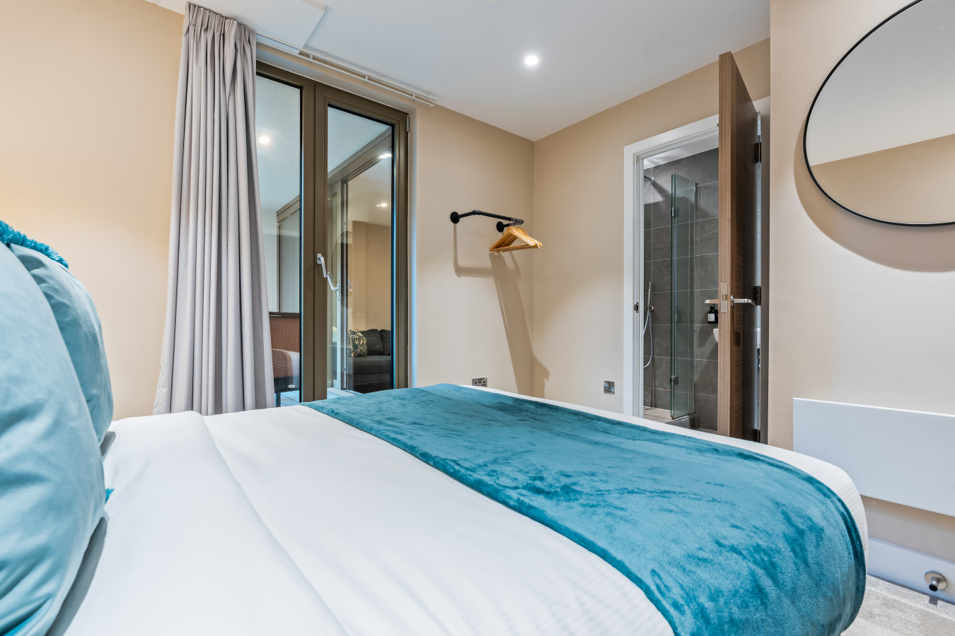 York Residence | Sleeps 4 | 2Bed | 2Bath in 213 Ryedale House - Property image 24 - VivreStays
