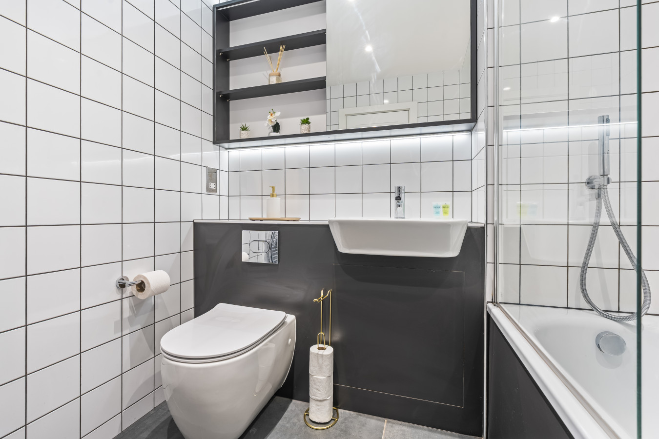 Digbeth Square | Central | Sleeps 2 | Bullring in 10 Lombard Street - Property image 11 - VivreStays