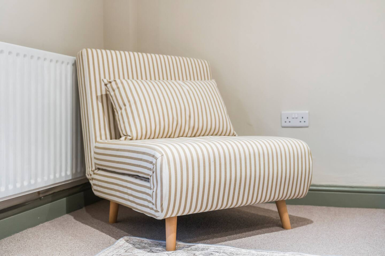 Hoole 2 BR Home | Free Parking | Sleeps 7 | 5 Beds in 86 Westminster Road - Property image 16 - VivreStays
