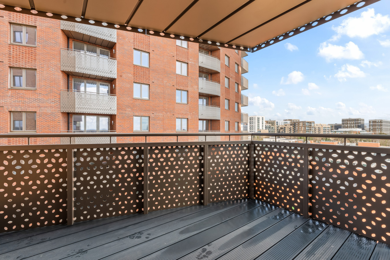 Riverside Retreat | Free Parking | 2BR | Station in Elmsleigh Road - Property image 18 - VivreStays