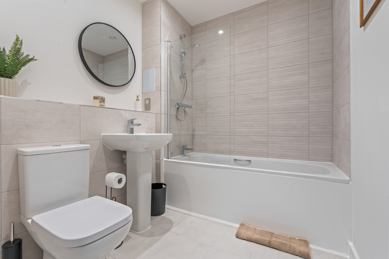 Riverside Retreat | Free Parking | 2BR | Station in Elmsleigh Road - Property image 24 - VivreStays