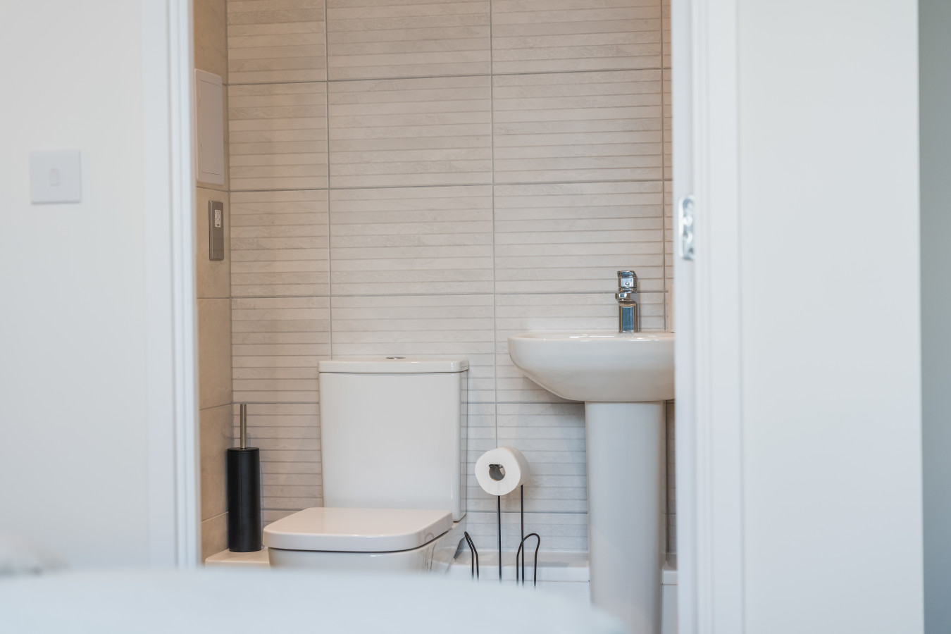 Thameside Suite | Free Parking | 2 BR | Heathrow in Elmsleigh Road - Property image 24 - VivreStays