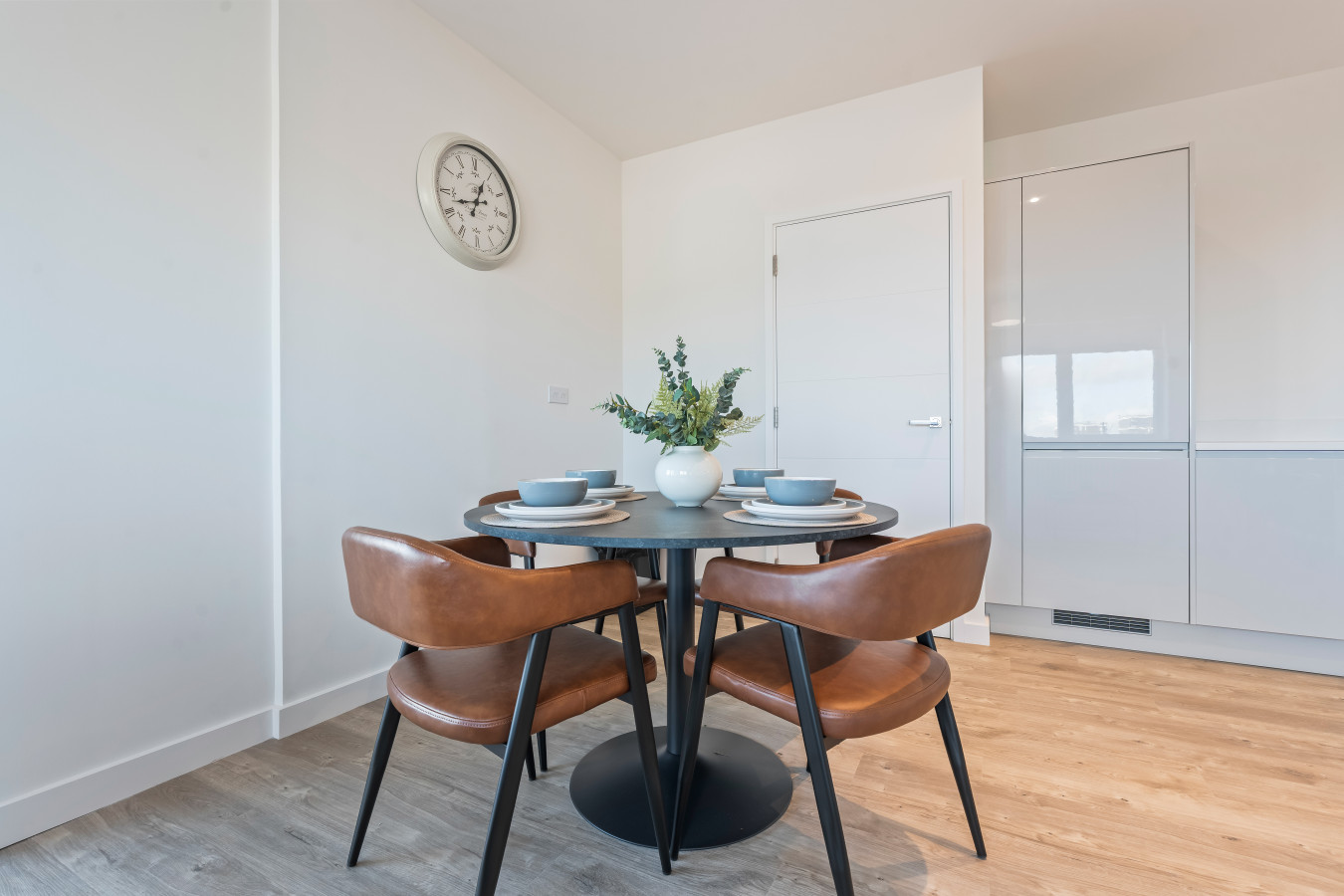 Thameside Suite | Free Parking | 2 BR | Heathrow in Elmsleigh Road - Property image 11 - VivreStays