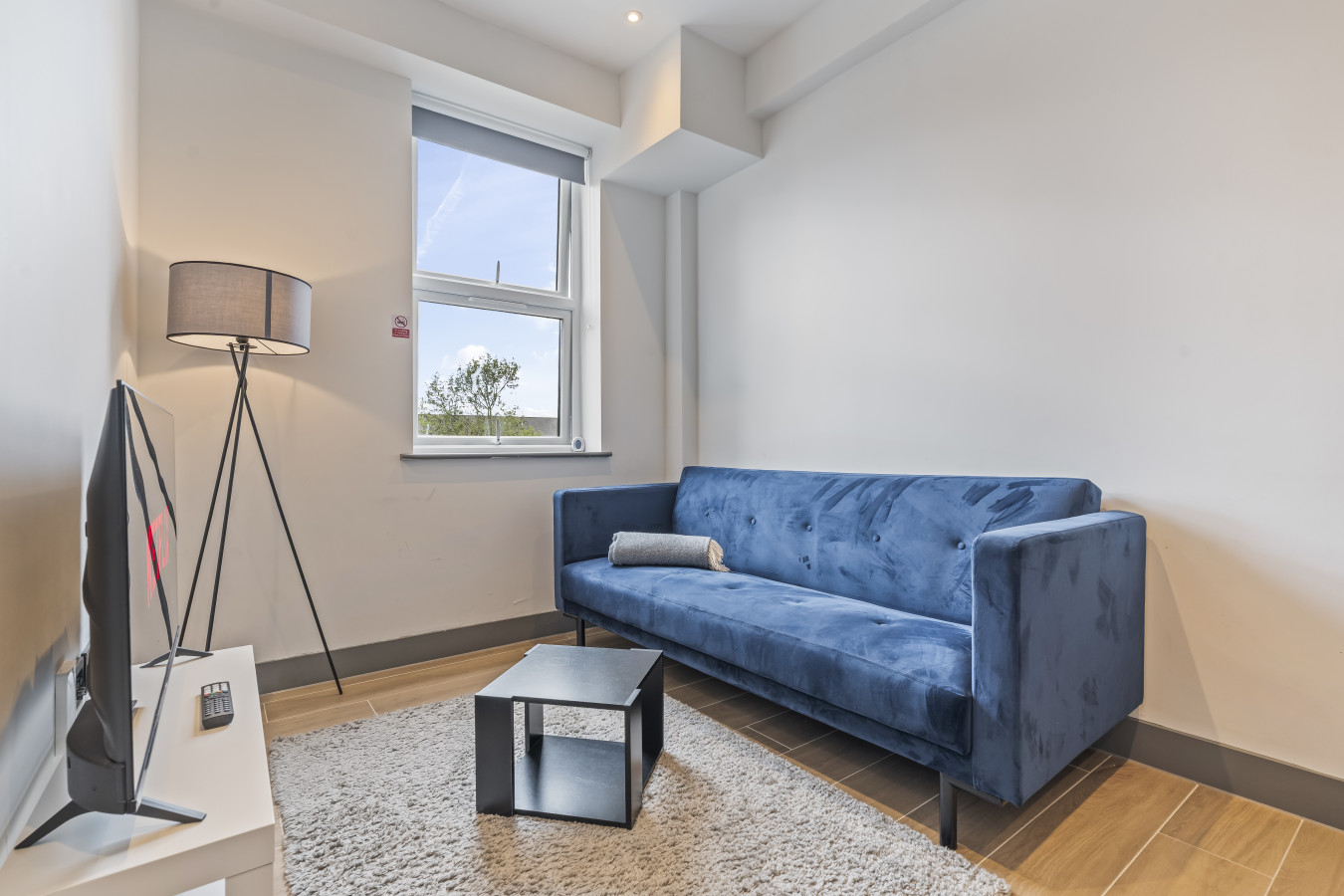 Woodside Park Suite | 2Bed | 2Bath | Sleeps 5 in Ballards Lane - Property image 10 - VivreStays