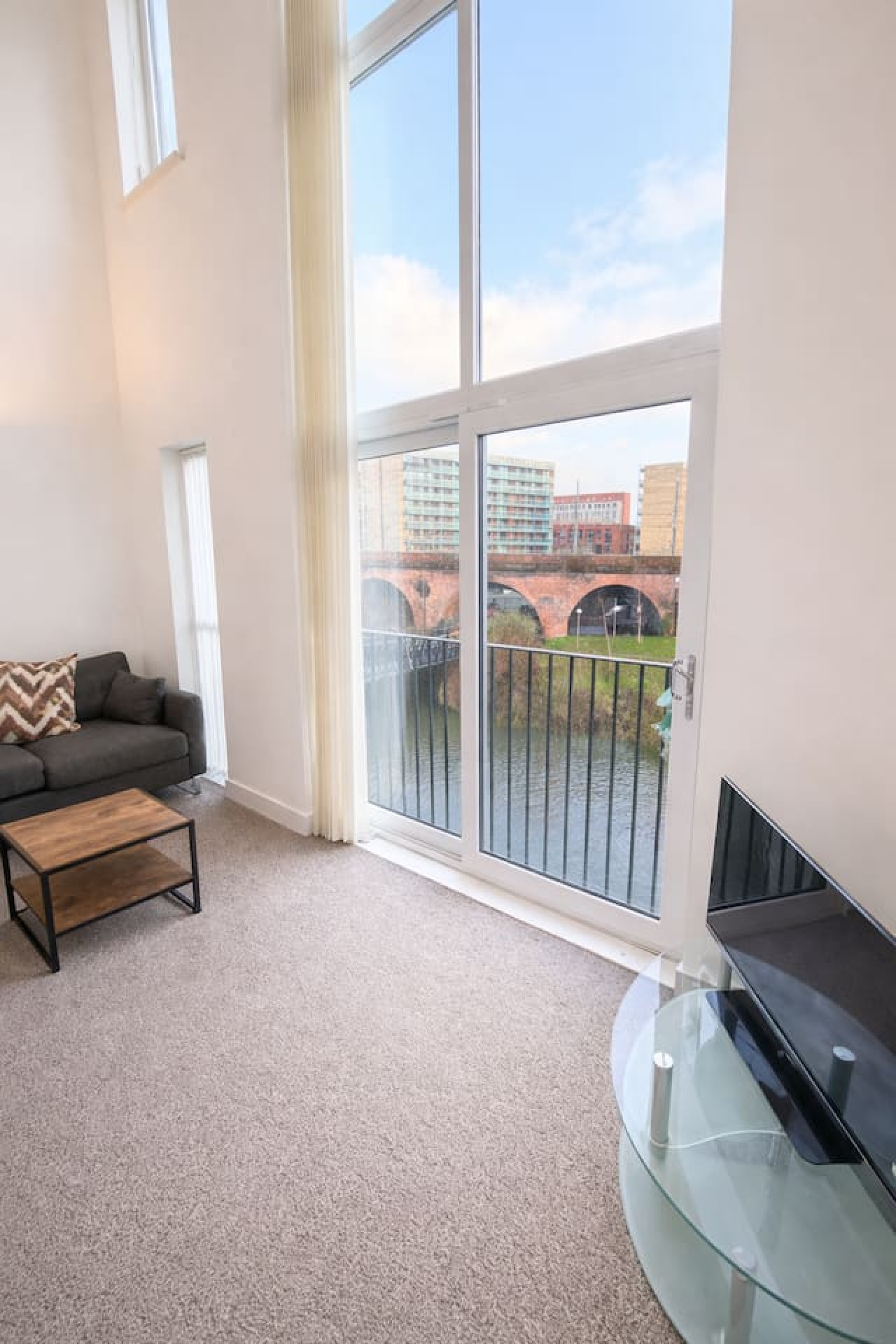 Irwell Suite | 3BR | 3 Beds | Sleeps 6| Riverview in Woden Street - Property image 7 - VivreStays