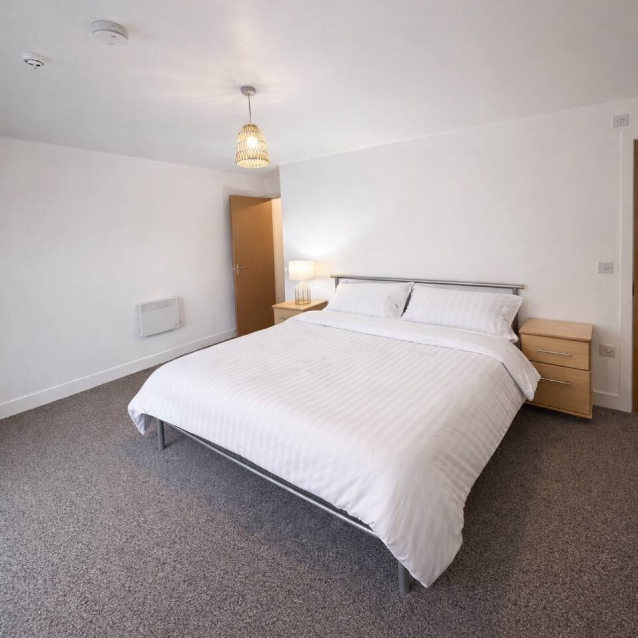 Irwell Suite | 3BR | 3 Beds | Sleeps 6| Riverview in Woden Street - Property image 9 - VivreStays