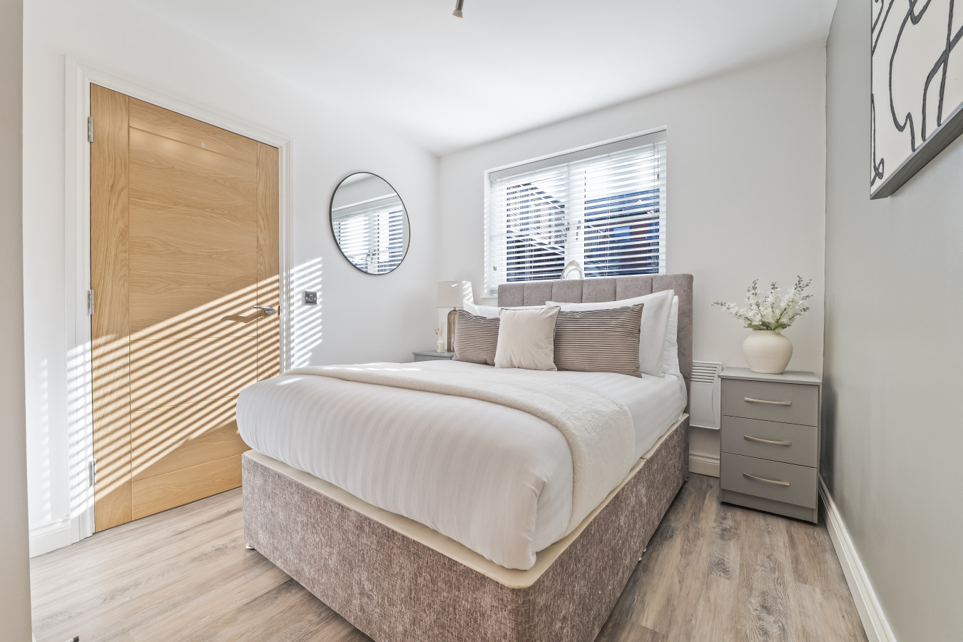 Central Mint Suite | Free Parking | Sleeps 4 | Arena in Mint Drive - Property image 3 - VivreStays