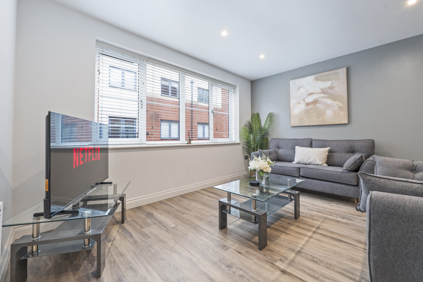 Central Mint Suite | Free Parking | Sleeps 4 | Arena in Mint Drive - Property image 9 - VivreStays