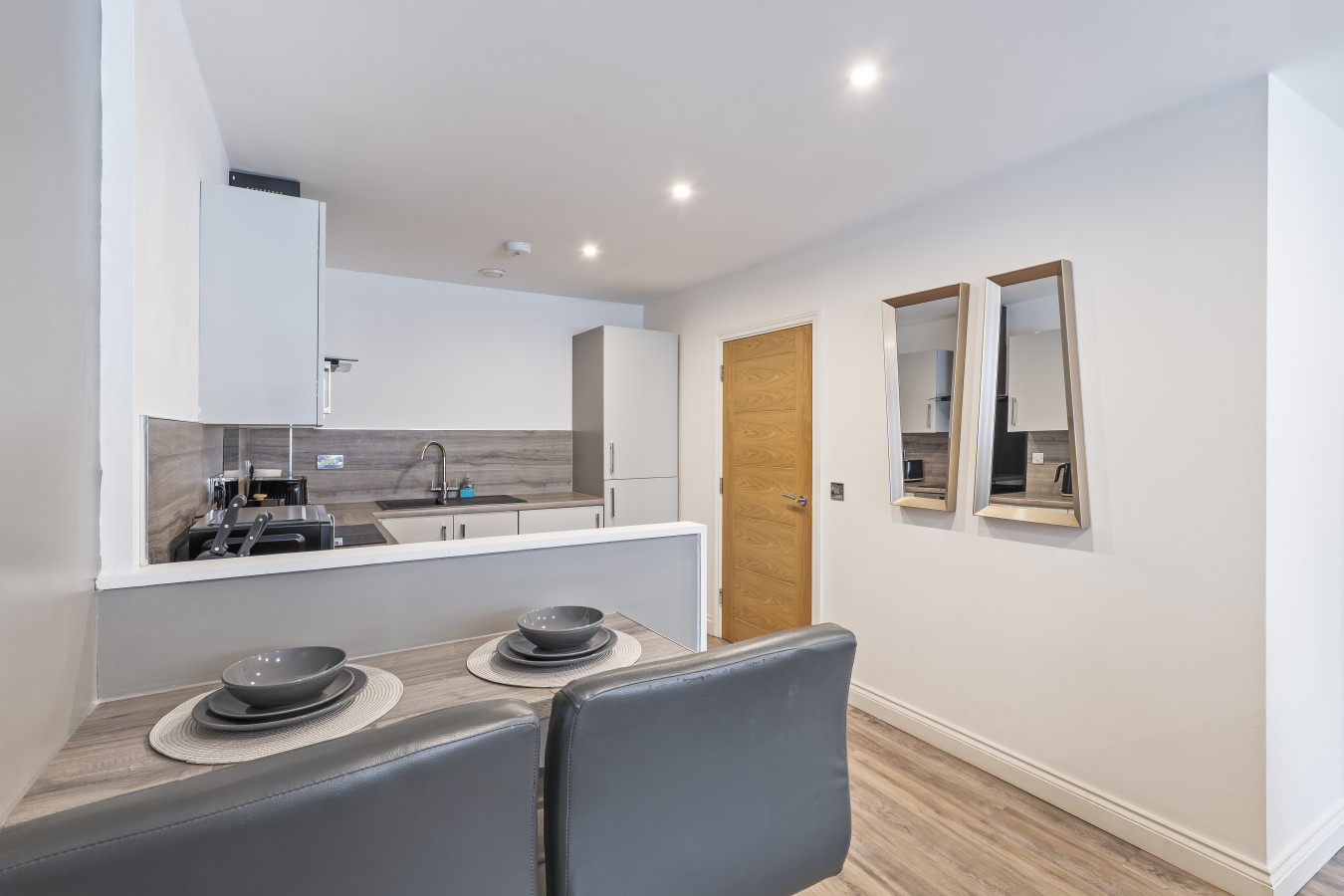 Central Mint Suite | Free Parking | Sleeps 4 | Arena in Mint Drive - Property image 14 - VivreStays
