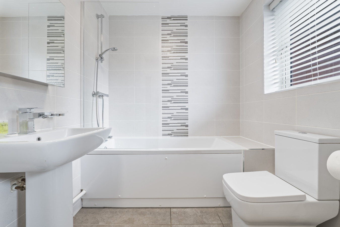 Central Mint Suite | Free Parking | Sleeps 4 | Arena in Mint Drive - Property image 20 - VivreStays