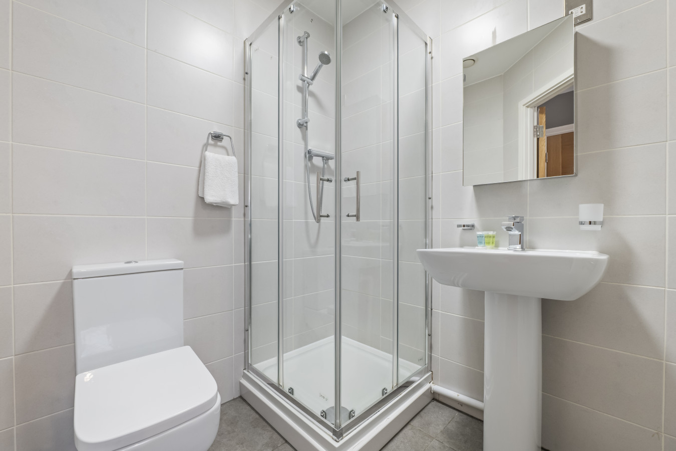 Central Mint Suite | Free Parking | Sleeps 4 | Arena in Mint Drive - Property image 21 - VivreStays