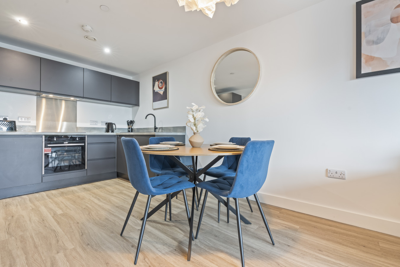 Oriel Residence | 2BR | 4 Beds | Sleeps 4 in 12 Oriel Street - Property image 11 - VivreStays