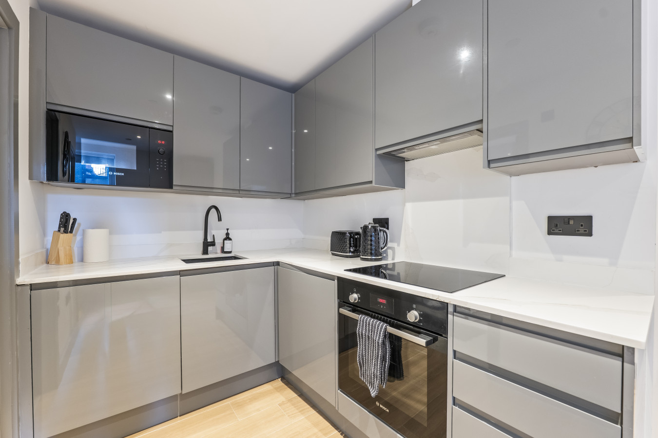 Avenir Suite | Sleeps 4 | 2Bed | 2Bath | N Finchley in Ballards Lane - Property image 8 - VivreStays