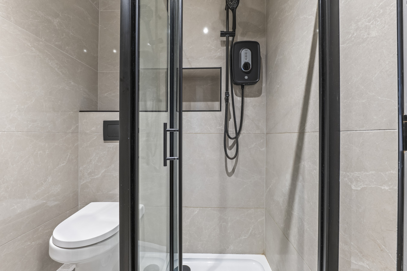 Avenir Suite | Sleeps 4 | 2Bed | 2Bath | N Finchley in Ballards Lane - Property image 21 - VivreStays