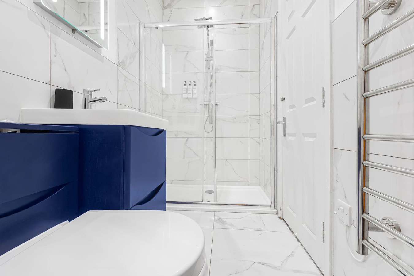 Lanes Golden | 2BR | 4 Beds | Sleeps 8 in 7 Clarence Yard - Property image 7 - VivreStays