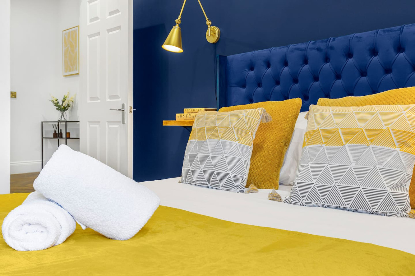 Lanes Golden | 2BR | 4 Beds | Sleeps 8 in 7 Clarence Yard - Property image 15 - VivreStays