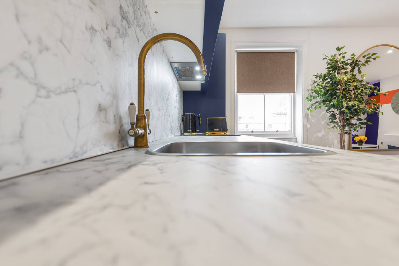 Lanes Golden | 2BR | 4 Beds | Sleeps 8 in 7 Clarence Yard - Property image 10 - VivreStays