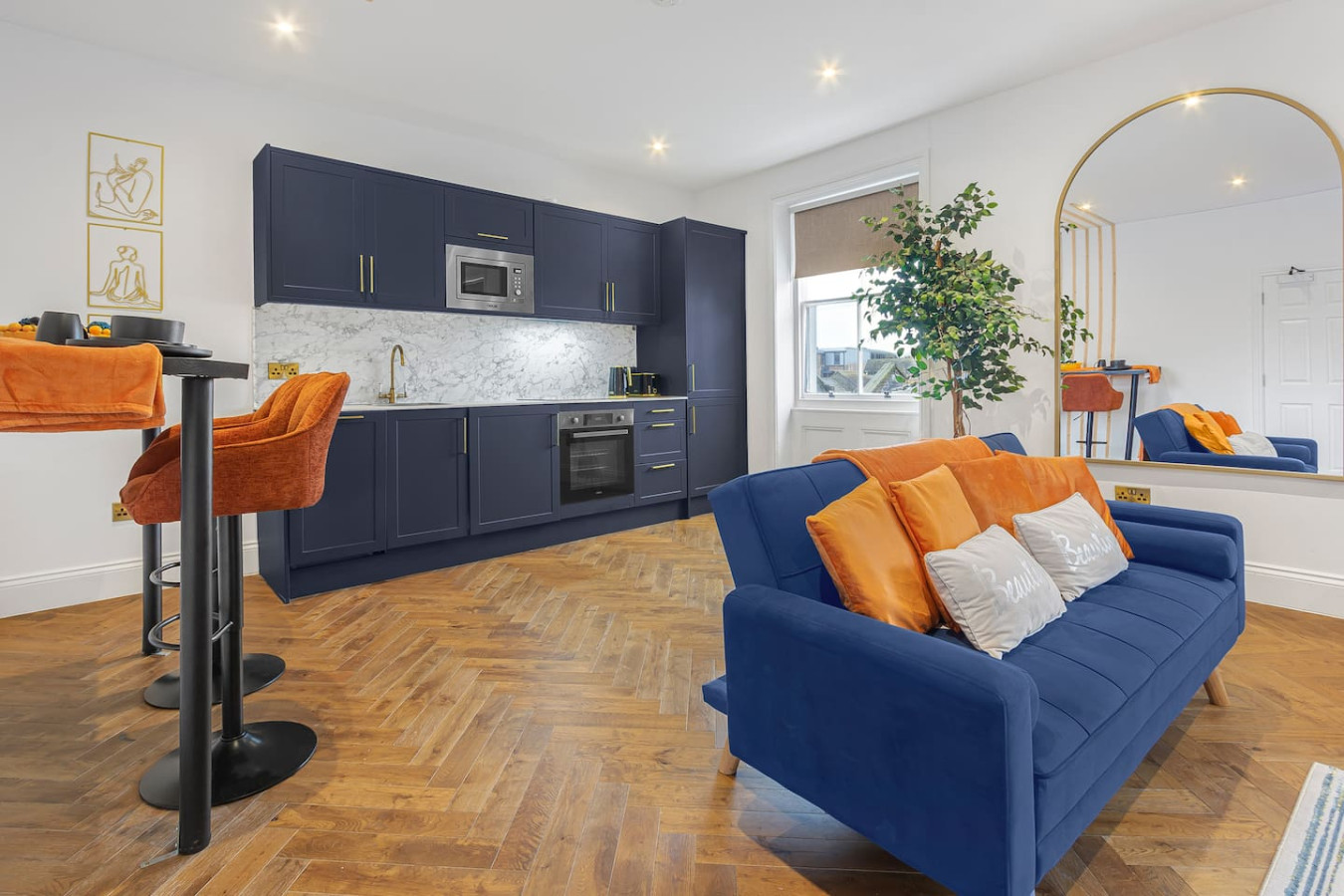Lanes Golden | 2BR | 4 Beds | Sleeps 8 in 7 Clarence Yard - Property image 18 - VivreStays