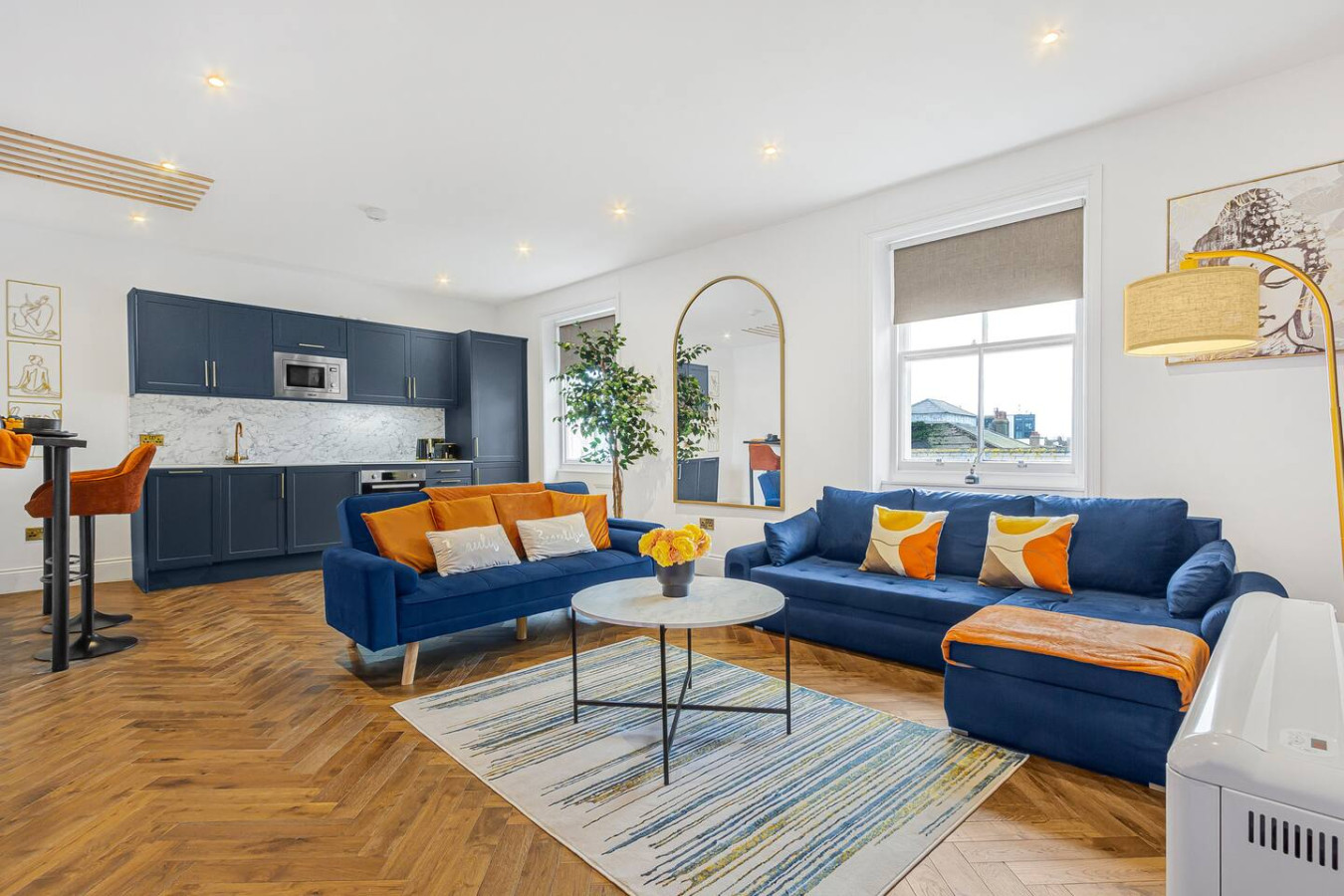 Lanes Golden | 2BR | 4 Beds | Sleeps 8 in 7 Clarence Yard - Property image 21 - VivreStays