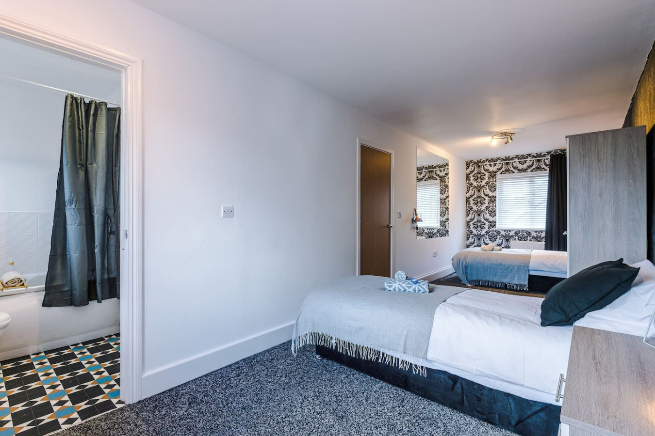 Salford 4 Bed House | Sleeps 7 | Free Parking in 10 Christie Lane - Property image 33 - VivreStays
