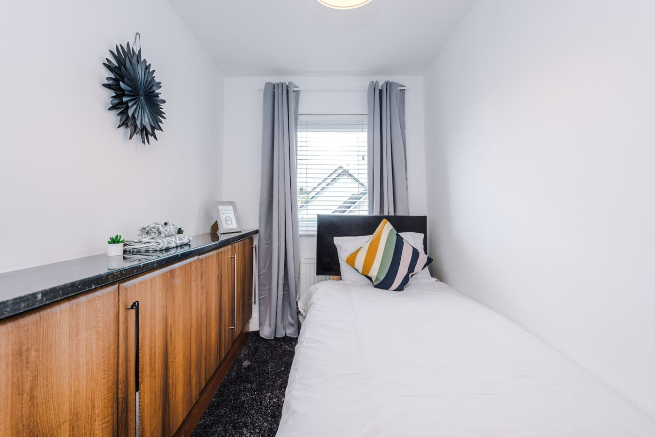Salford 4 Bed House | Sleeps 7 | Free Parking in 10 Christie Lane - Property image 21 - VivreStays