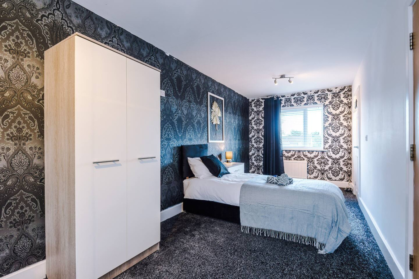Salford 4 Bed House | Sleeps 7 | Free Parking in 10 Christie Lane - Property image 7 - VivreStays