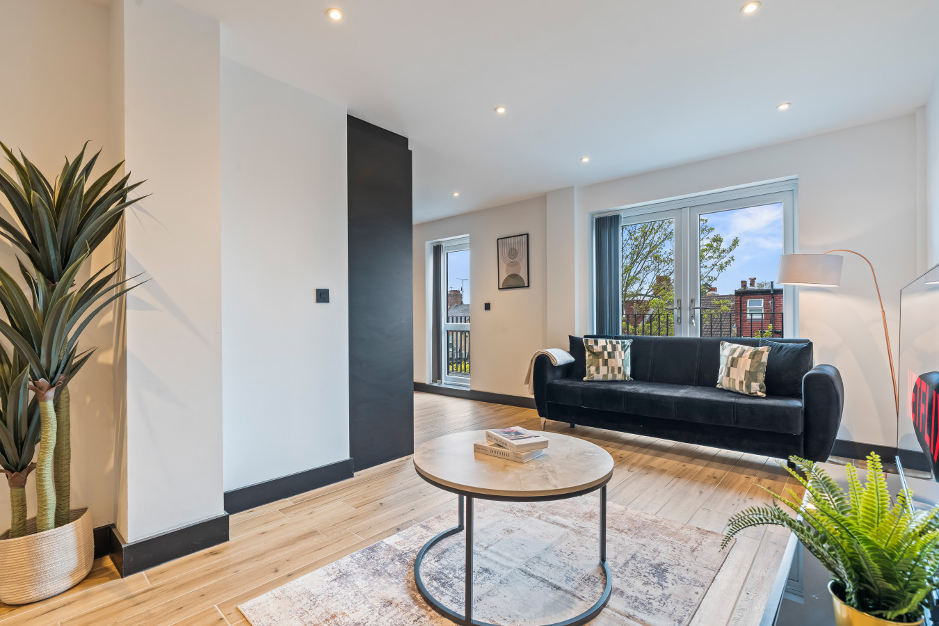 2 Bedroom Flat | Sleeps 5 | N. Finchley | Tube in 751A High Road - Property image 15 - VivreStays