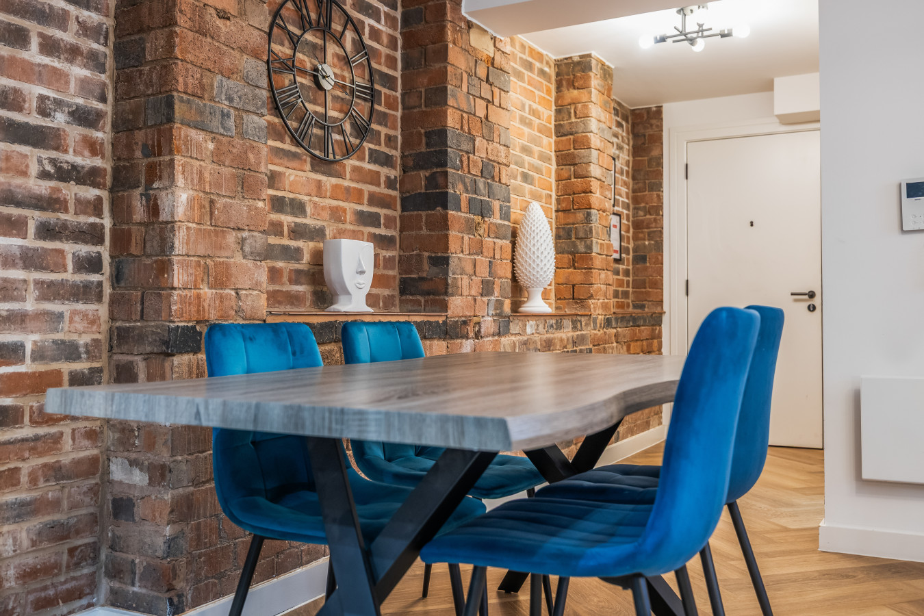 Brindley Suite | 2 Beds | Utilita | City Centre in Scotland Street - Property image 23 - VivreStays