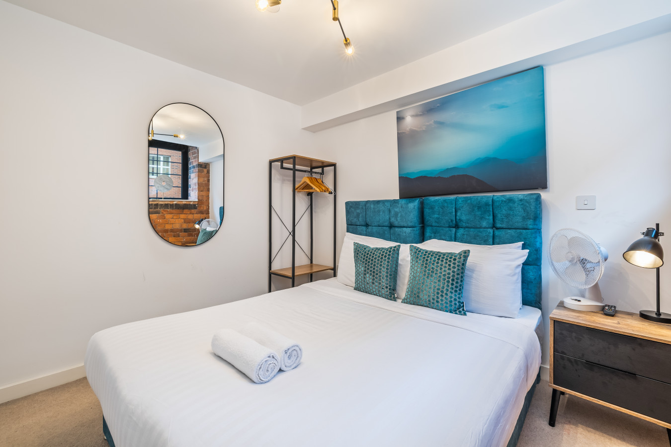 Brindley Suite | 2 Beds | Utilita | City Centre in Scotland Street - Property image 3 - VivreStays