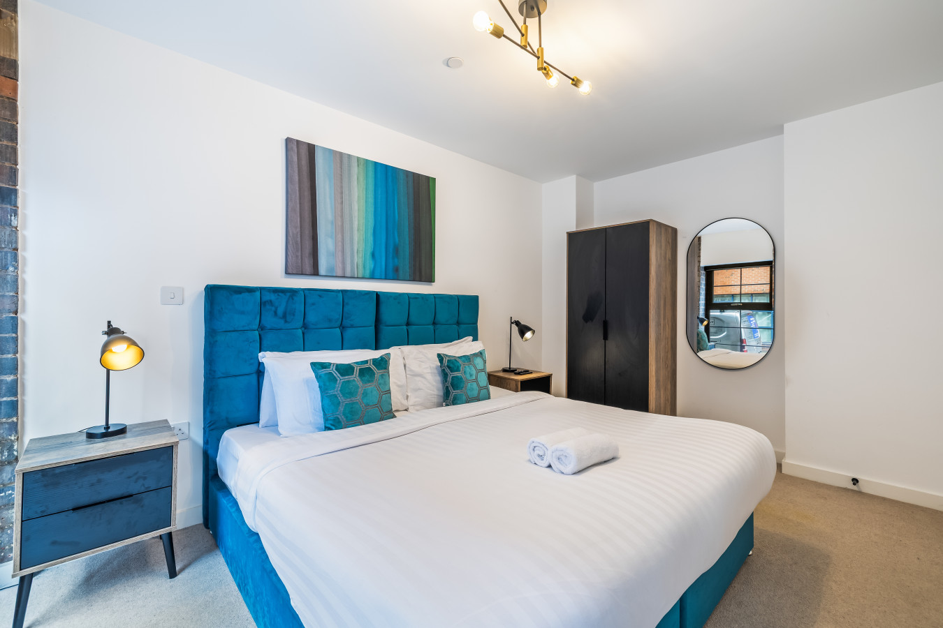 Brindley Suite | 2 Beds | Utilita | City Centre in Scotland Street - Property image 2 - VivreStays