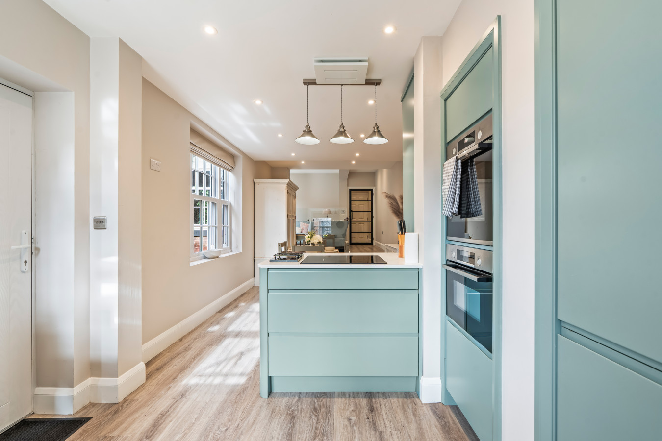 Eaton Place | Free Parking | Sleeps 4 | Handbridge in 8 Eaton Road - Property image 12 - VivreStays