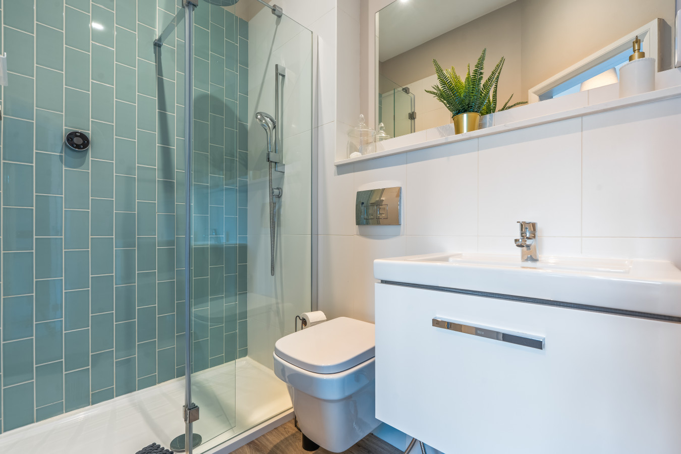 Eaton Place | Free Parking | Sleeps 4 | Handbridge in 8 Eaton Road - Property image 20 - VivreStays