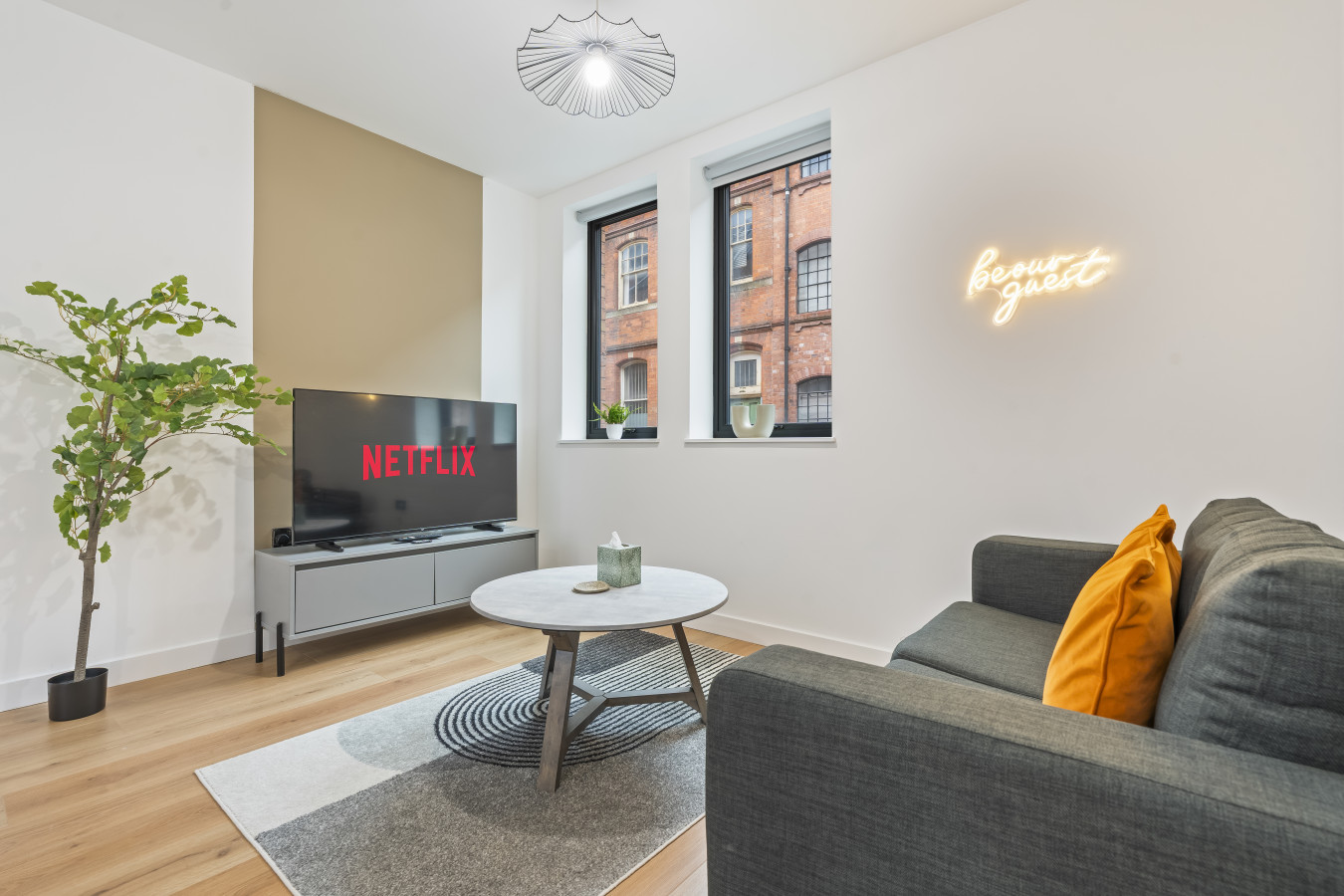 Scholars Quarter | 1 Bed | Sleeps 2 | Jewellery serviced apartment - Birmingham - VivreStays