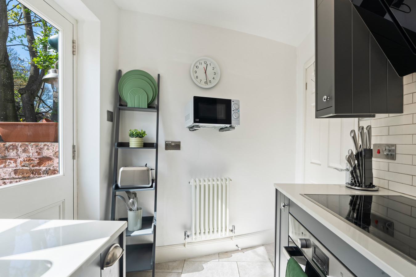 Cosy Chester House | 2BR | Sleeps 3 | Canal View in 4 George Street - Property image 15 - VivreStays