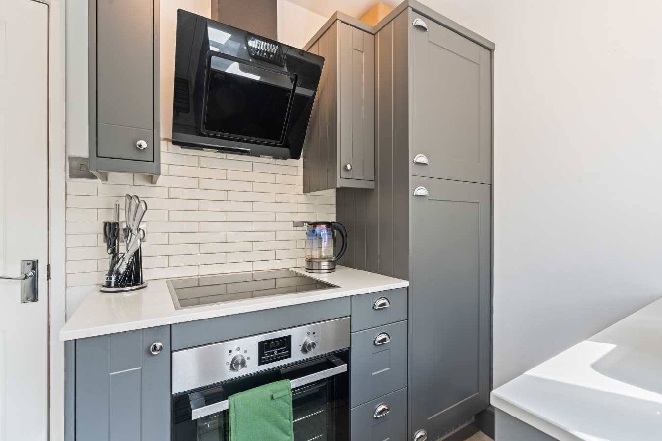 Cosy Chester House | 2BR | Sleeps 3 | Canal View in 4 George Street - Property image 6 - VivreStays